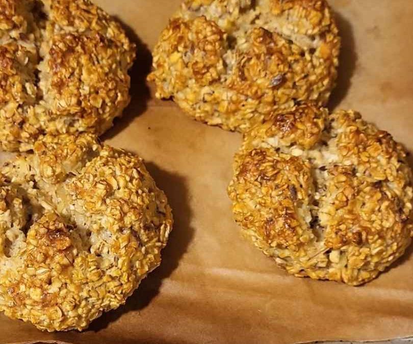 selbstgemachte Haferflockenbrötchen